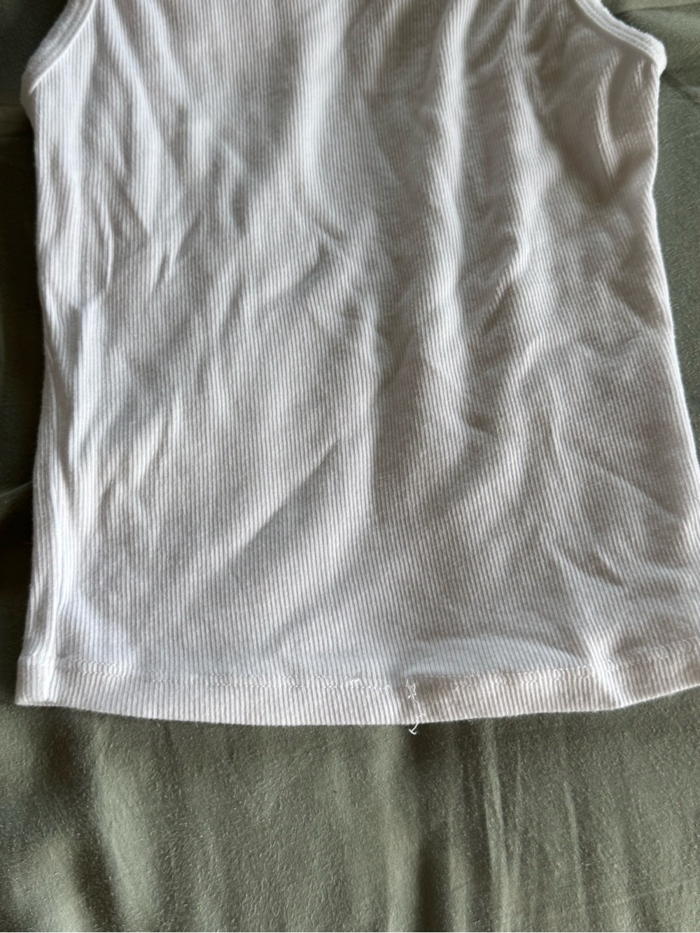 Gigi Ribbed Tank - Picture 3 of 4